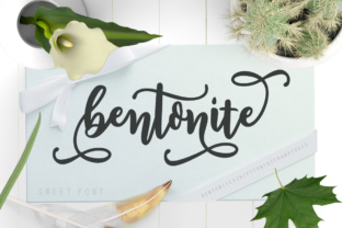 Bentonite Script: Crafting Elegance with a Modern Calligraphy Font